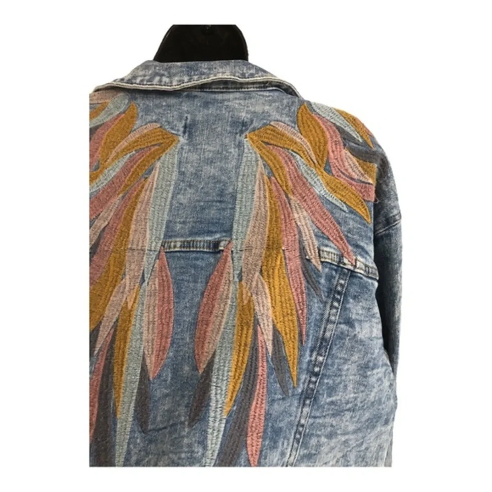 Austin Landing acid wash look‎ embroidered angel wings denim jeans jacket size M